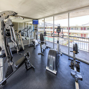 Z Jack London Square 3*